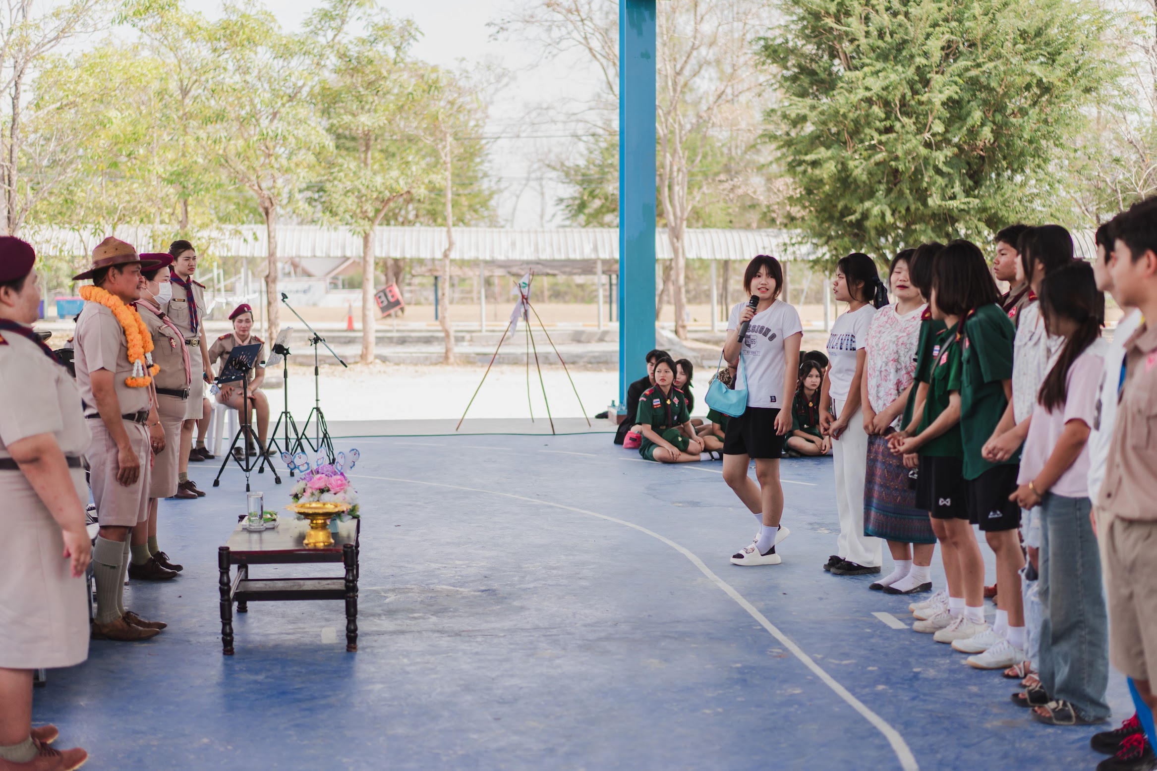 การแสดงละครสั้นรอบกองไฟ